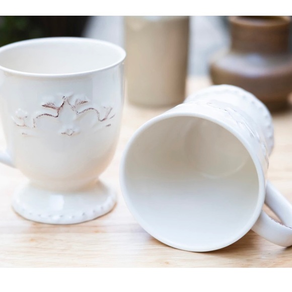 Set of Mugs - Picture 3 of 4